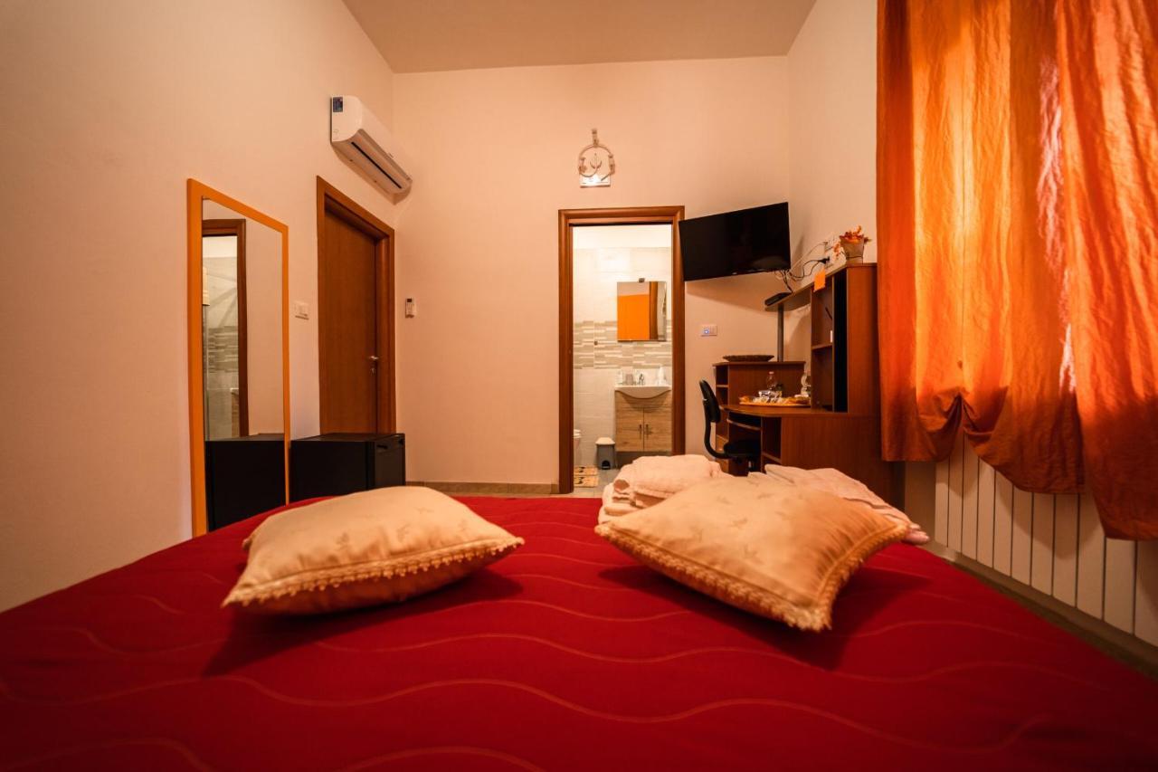 פסקרה Sole Luna B&B מראה חיצוני תמונה